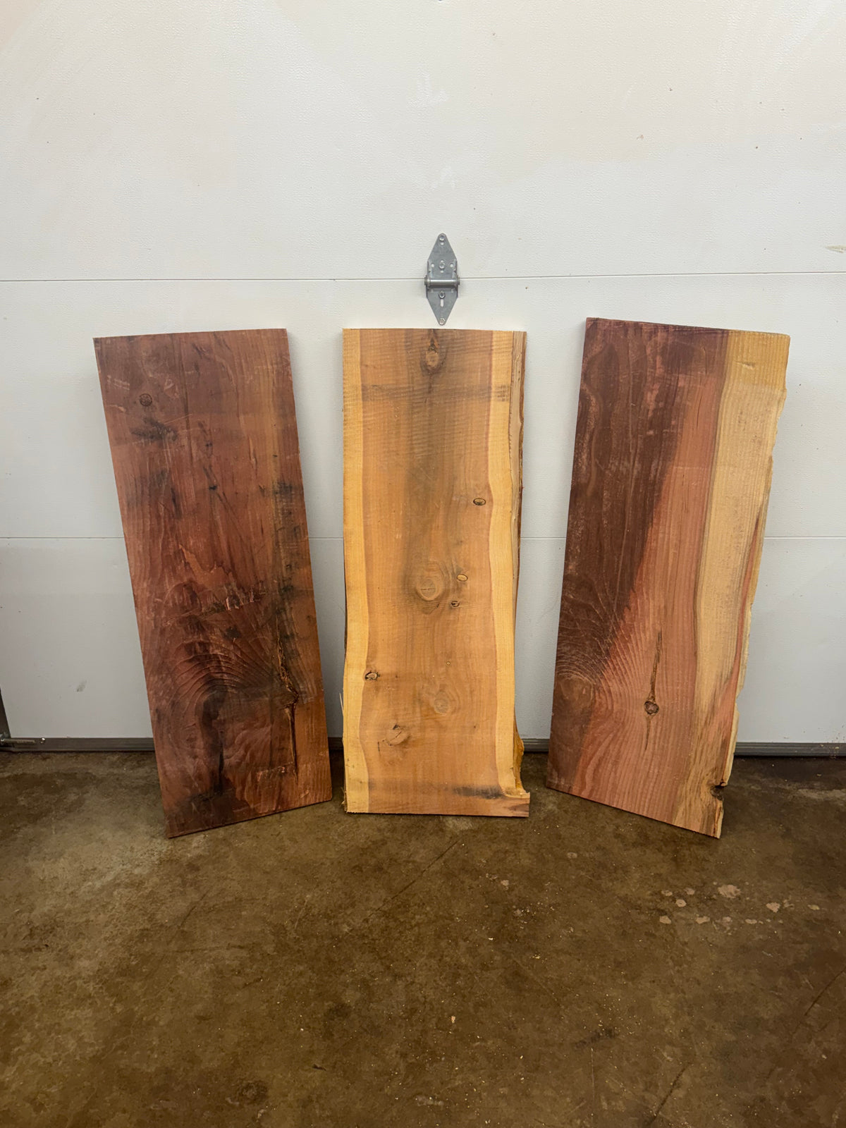 Giant Sequoia Rough-Sawn Slab Bundle – 3 Pieces – 45" Long